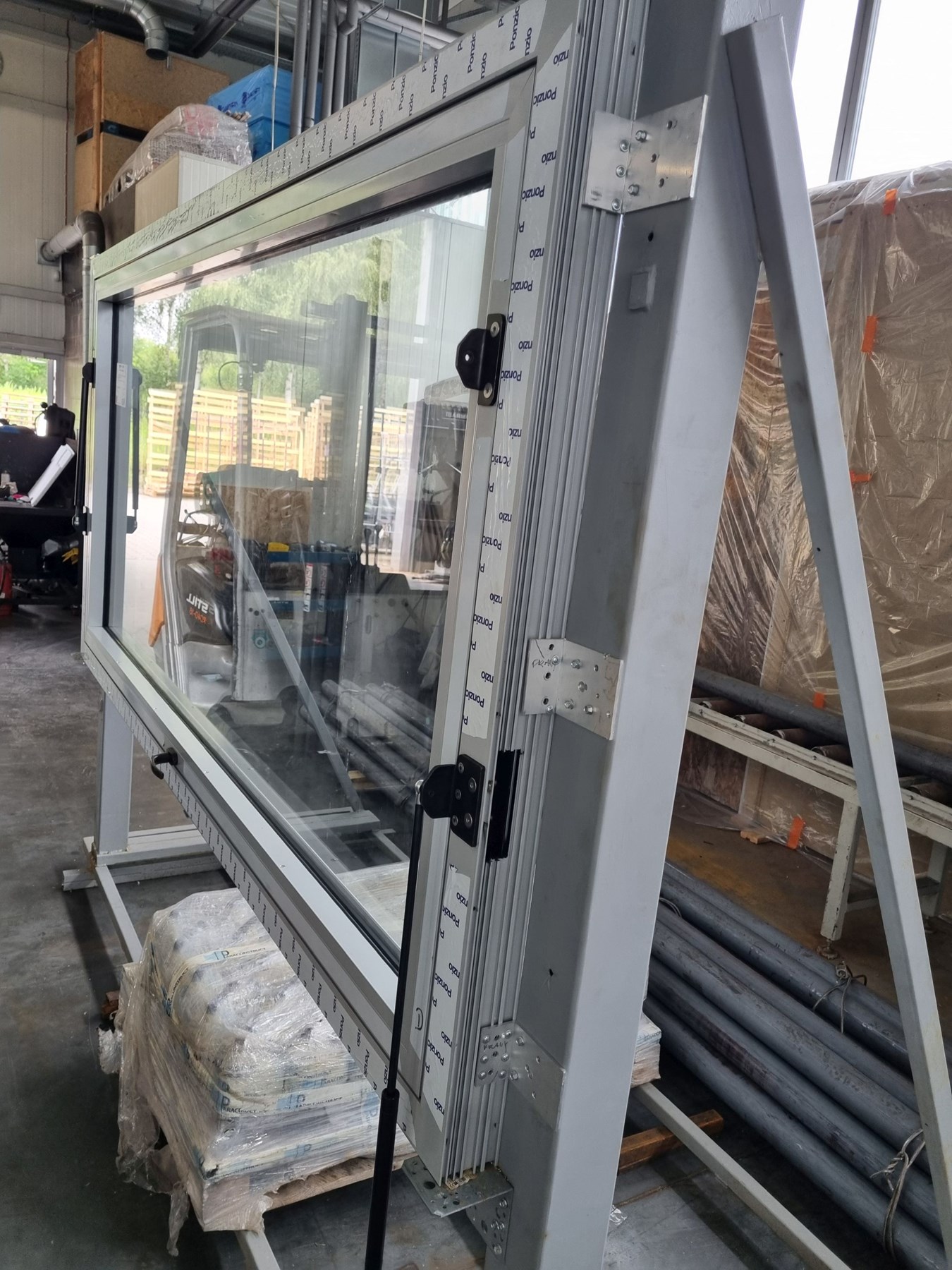 fb35dc3b5ce7474882a06ba50b9bfcf0